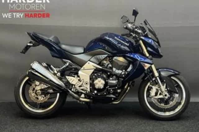 Kawasaki Z1000 (2007) thumbnail 2