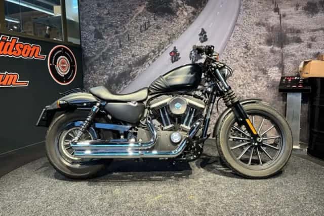 Harley-Davidson Sportster (2011) thumbnail 2