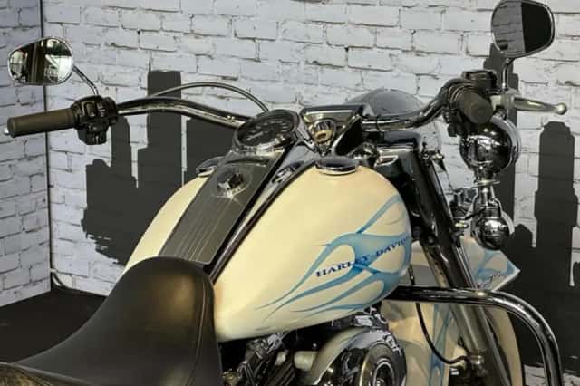 Harley-Davidson Road King Classic (2010) thumbnail 4