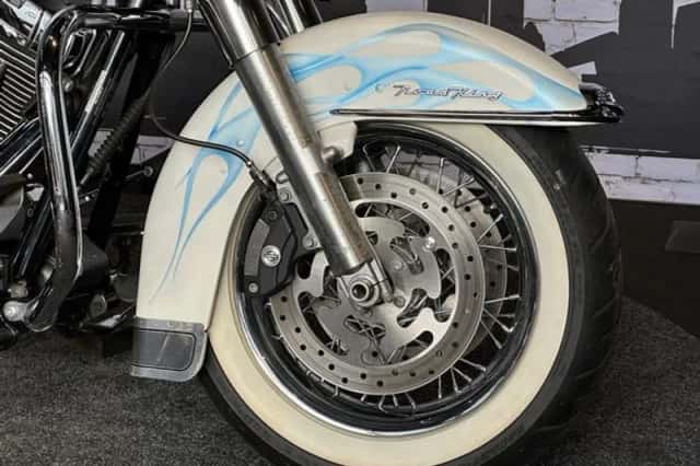 Harley-Davidson Road King Classic (2010) thumbnail 6
