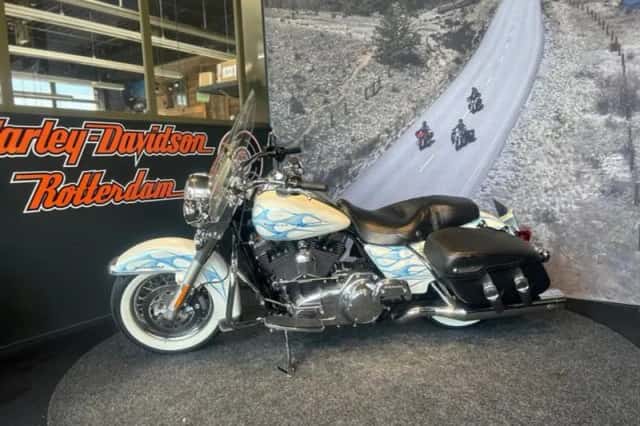 Harley-Davidson Road King Classic (2010) thumbnail 6