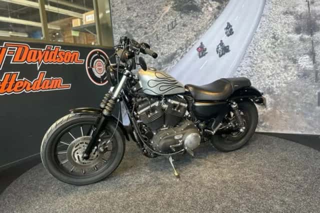 Harley-Davidson Sportster (2009) thumbnail 5