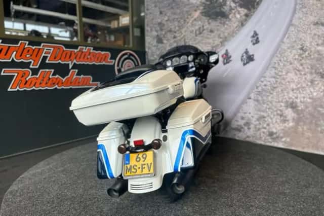 Harley-Davidson Street Glide Special (2021) thumbnail 6