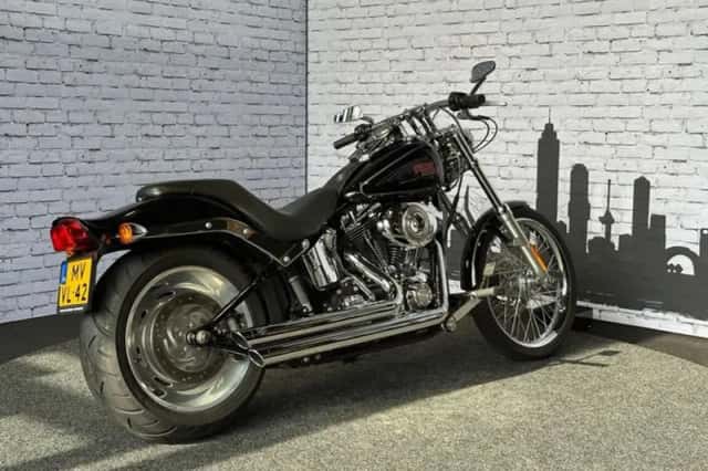 Harley-Davidson Softail Custom (2009) thumbnail 3