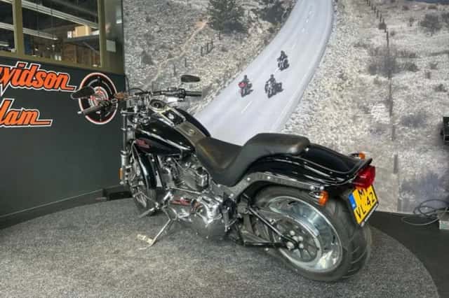 Harley-Davidson Softail Custom (2009) thumbnail 5