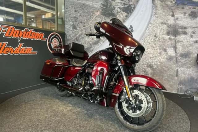 Harley-Davidson Cvo Street Glide (2019) thumbnail 1