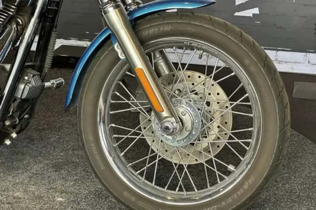 Harley-Davidson Dyna Low Rider (2006) thumbnail 5