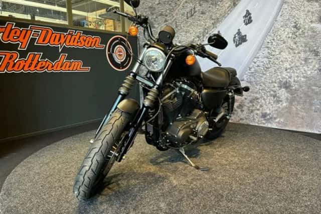 Harley-Davidson Sportster (2009) thumbnail 2