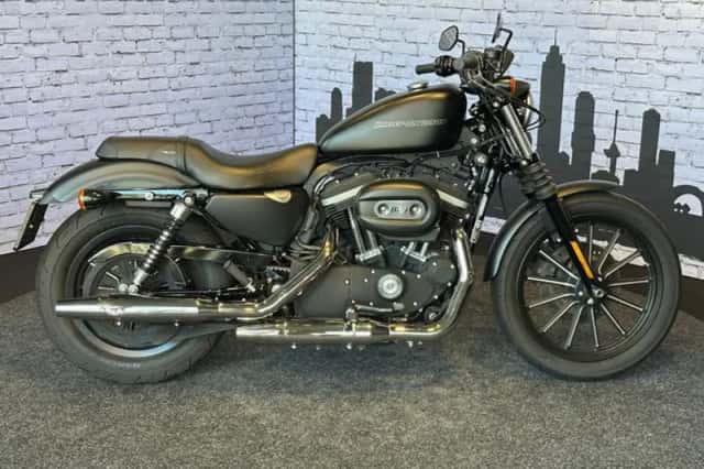 Harley-Davidson Sportster Iron 883 (2009) thumbnail 2