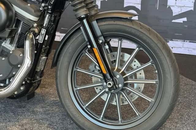 Harley-Davidson Sportster Iron 883 (2009) thumbnail 6