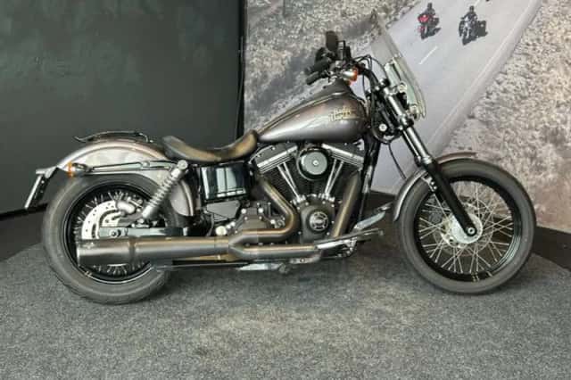 Harley-Davidson Street Bob 103 (2016) thumbnail 2
