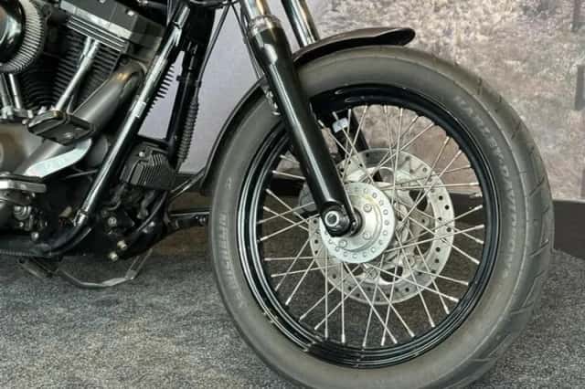 Harley-Davidson Street Bob 103 (2016) thumbnail 4