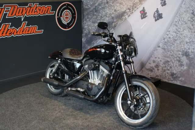 Harley-Davidson 883 L Super Low (2011) thumbnail 1