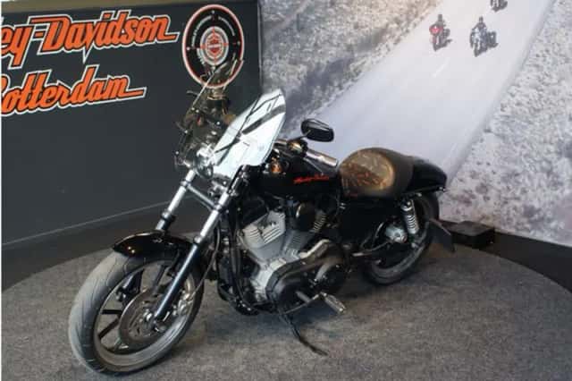 Harley-Davidson 883 L Super Low (2011) thumbnail 4