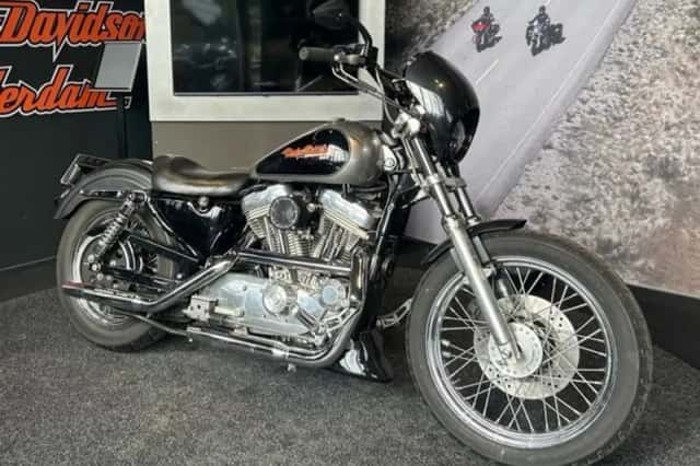 Harley-Davidson Sportster 883 Hugger (1996) thumbnail 1