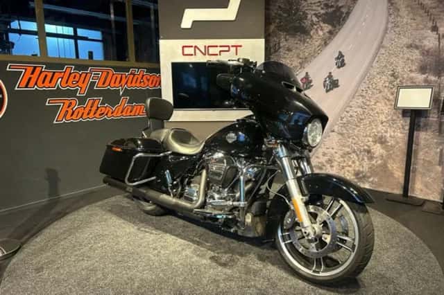 Harley-Davidson Street Glide (2018) thumbnail 1
