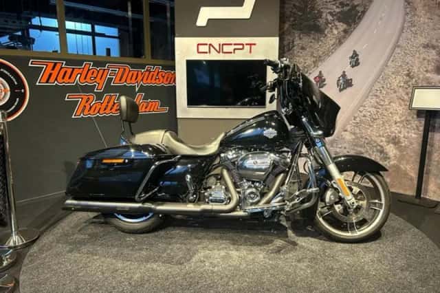 Harley-Davidson Street Glide (2018) thumbnail 2