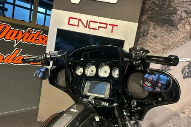Harley-Davidson Street Glide (2018) thumbnail 4