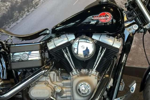 Harley-Davidson Street Bob (2009) thumbnail 5