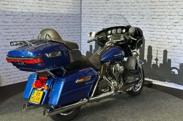 Harley-Davidson Electra Glide Ultra Limited (2014) thumbnail 3