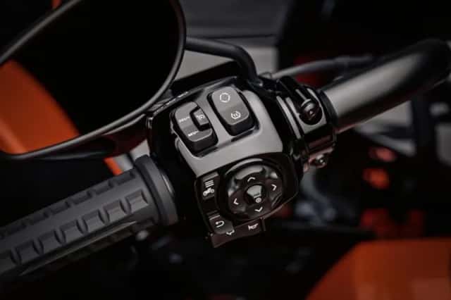 Harley-Davidson Road Glide 3 (2026) thumbnail 6