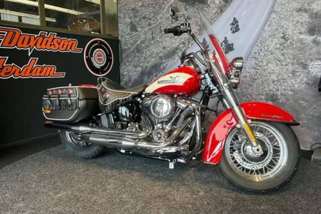 Harley-Davidson FLI Hydra-Glide (2024) thumbnail 1