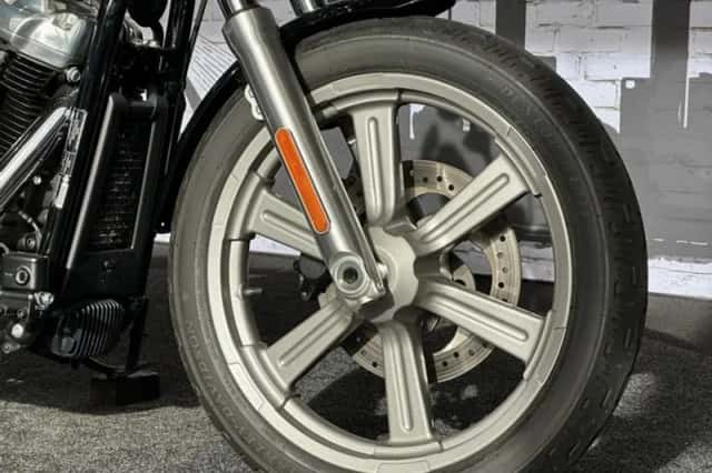 Harley-Davidson Softail Standard (2023) thumbnail 5