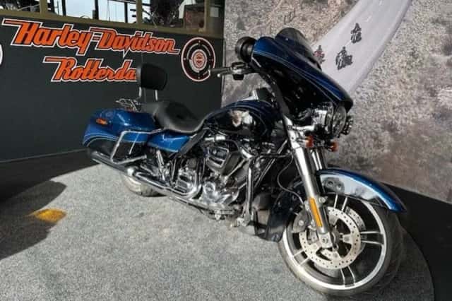 Harley-Davidson Street Glide (2018) thumbnail 1