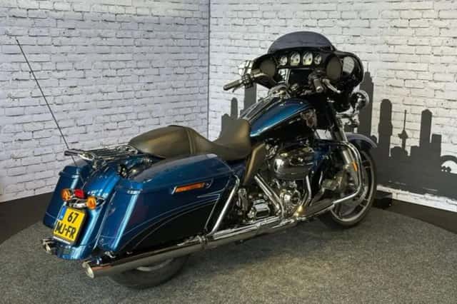 Harley-Davidson Street Glide (2018) thumbnail 3