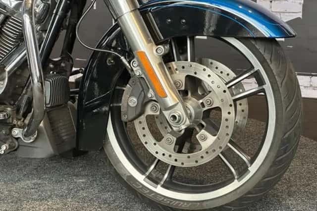 Harley-Davidson Street Glide (2018) thumbnail 6