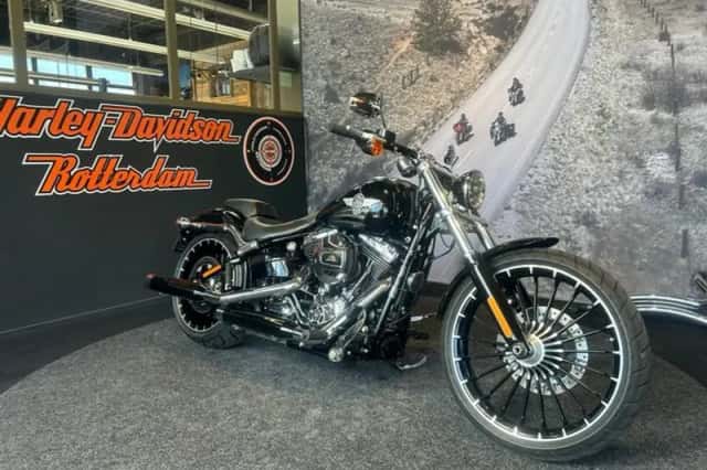 Harley-Davidson 103 BREAKOUT (2017) thumbnail 1
