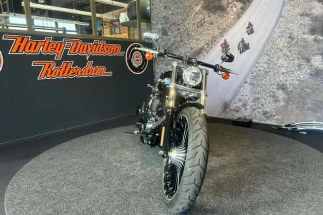 Harley-Davidson 103 BREAKOUT (2017) thumbnail 2