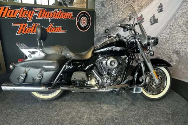 Harley-Davidson Road King Classic (2010) thumbnail 3