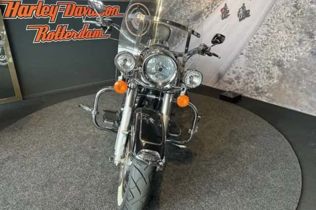 Harley-Davidson Road King Classic (2010) thumbnail 4