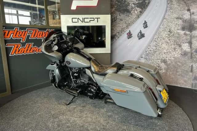 Harley-Davidson Road Glide (2019) thumbnail 6