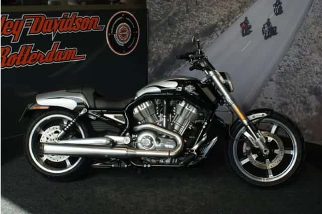 Harley-Davidson V-Rod Muscle (2009) thumbnail 2