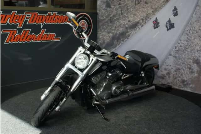 Harley-Davidson V-Rod Muscle (2009) thumbnail 4
