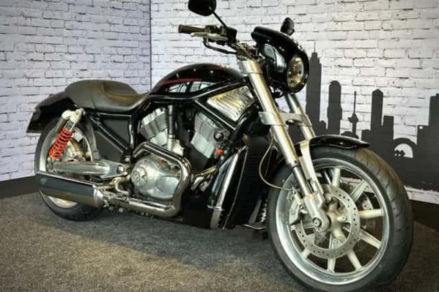 Harley-Davidson Street Rod (2005) thumbnail 1