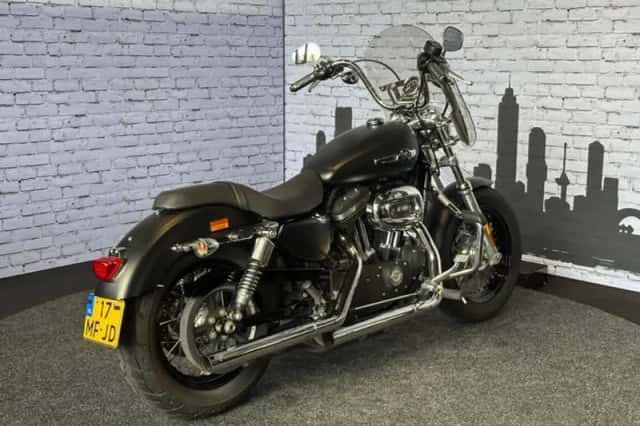 Harley-Davidson Custom Limited B (2014) thumbnail 3