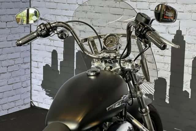 Harley-Davidson Custom Limited B (2014) thumbnail 4