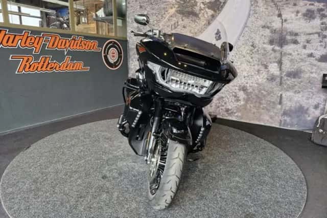 Harley-Davidson Road Glide Limited (2026) thumbnail 2