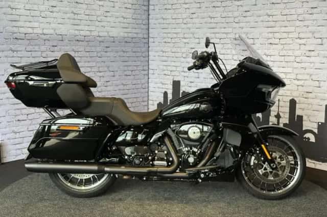 Harley-Davidson Road Glide Limited (2026) thumbnail 2