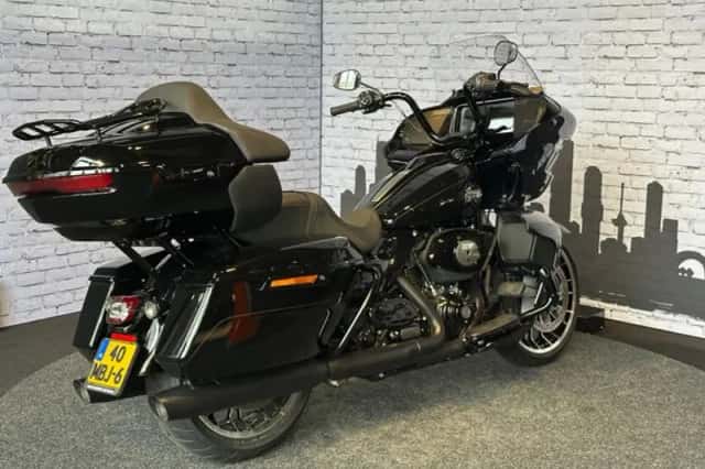 Harley-Davidson Road Glide Limited (2026) thumbnail 3