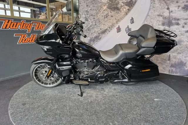 Harley-Davidson Road Glide Limited (2026) thumbnail 4