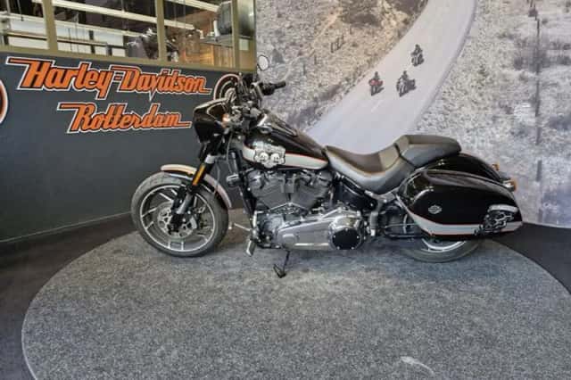 Harley-Davidson Sport Glide (2021) thumbnail 4