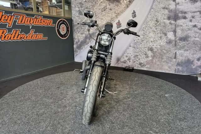 Harley-Davidson Sportster (2015) thumbnail 2