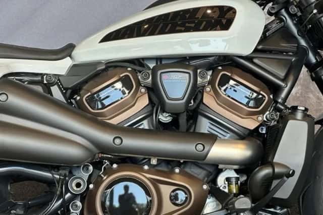 Harley-Davidson Sportster S (2022) thumbnail 5