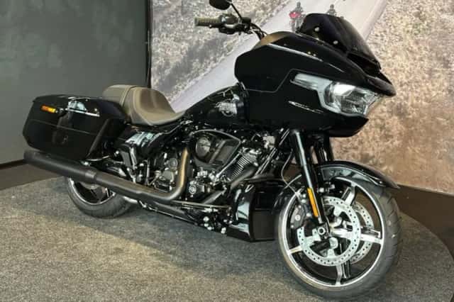 Harley-Davidson Road Glide (2026) thumbnail 1