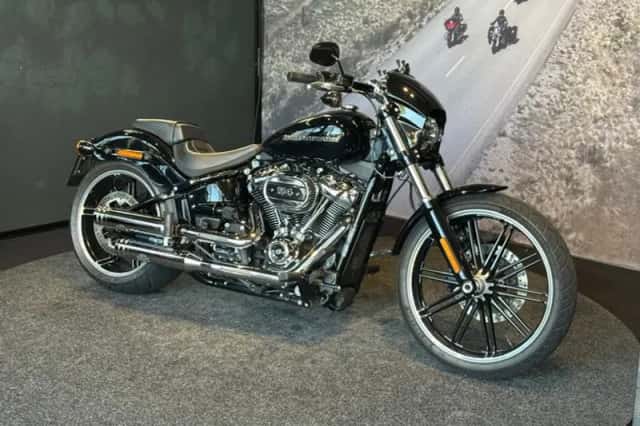 Harley-Davidson Breakout (2019) thumbnail 1