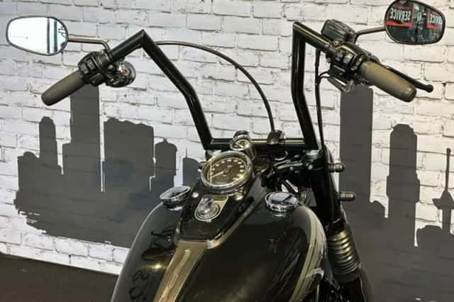 Harley-Davidson Dyna Fat Bob (2015) thumbnail 4